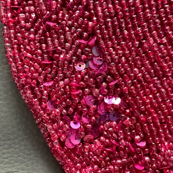 VINTAGE FUCHSIA/ DARK PINK BEADED PLACEMATS- TARGET- 2000- SET OF 2 - Picture 9 of 9